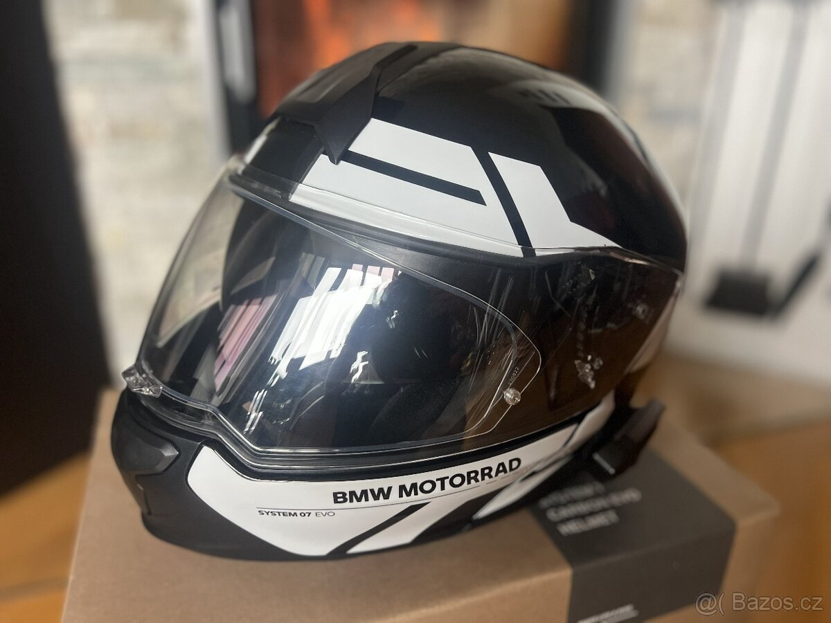 BMW helma vel. XL 60/61 a komunikátor - 4