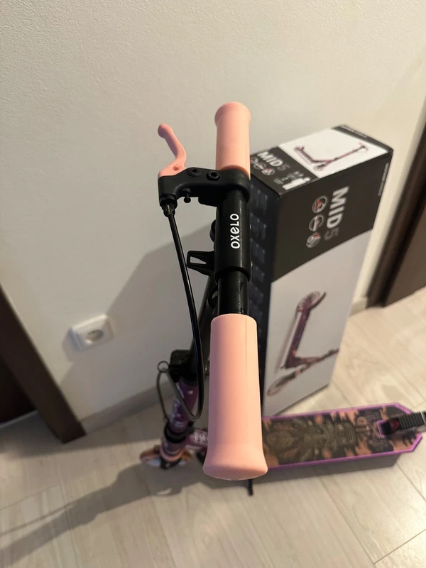 Dětská koloběžka s brzdou na řídítkách a odpružením MID5 - 4