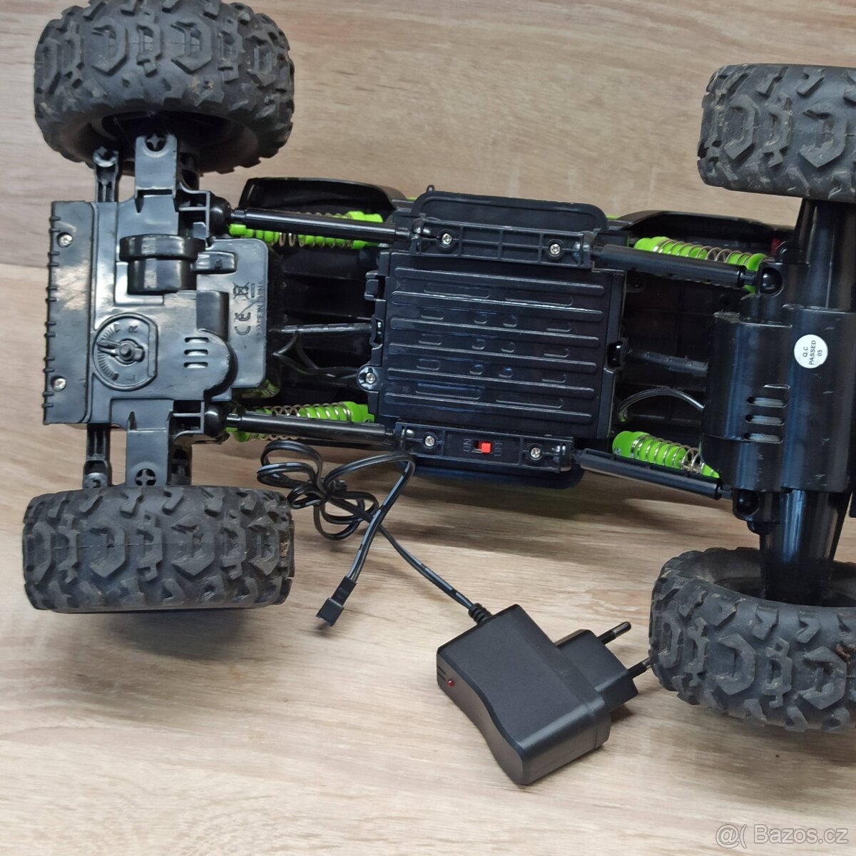 Wiky Rock Buggy - Green monster auto - 4