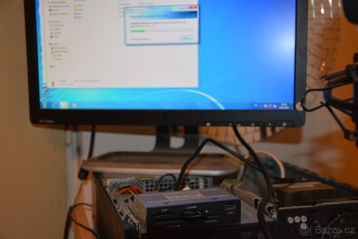 Čtečka paměťových karet SEMA SFD 321F - 4