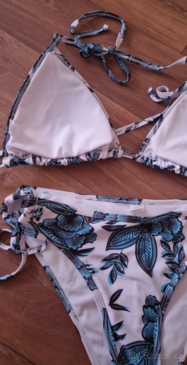 Krásné dvoudílné plavky Butik - 4