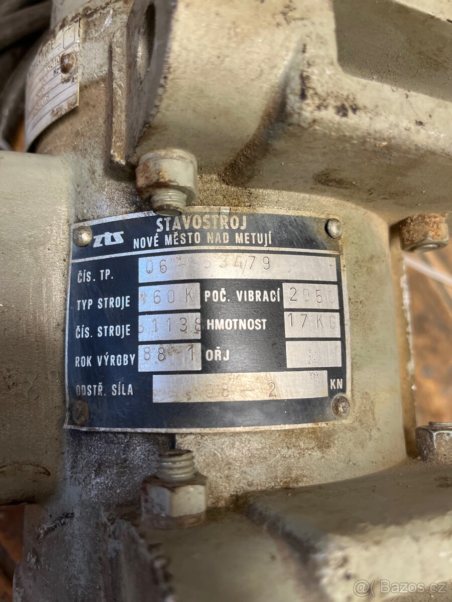 Vibrační elektromotor Stavostroj - 4