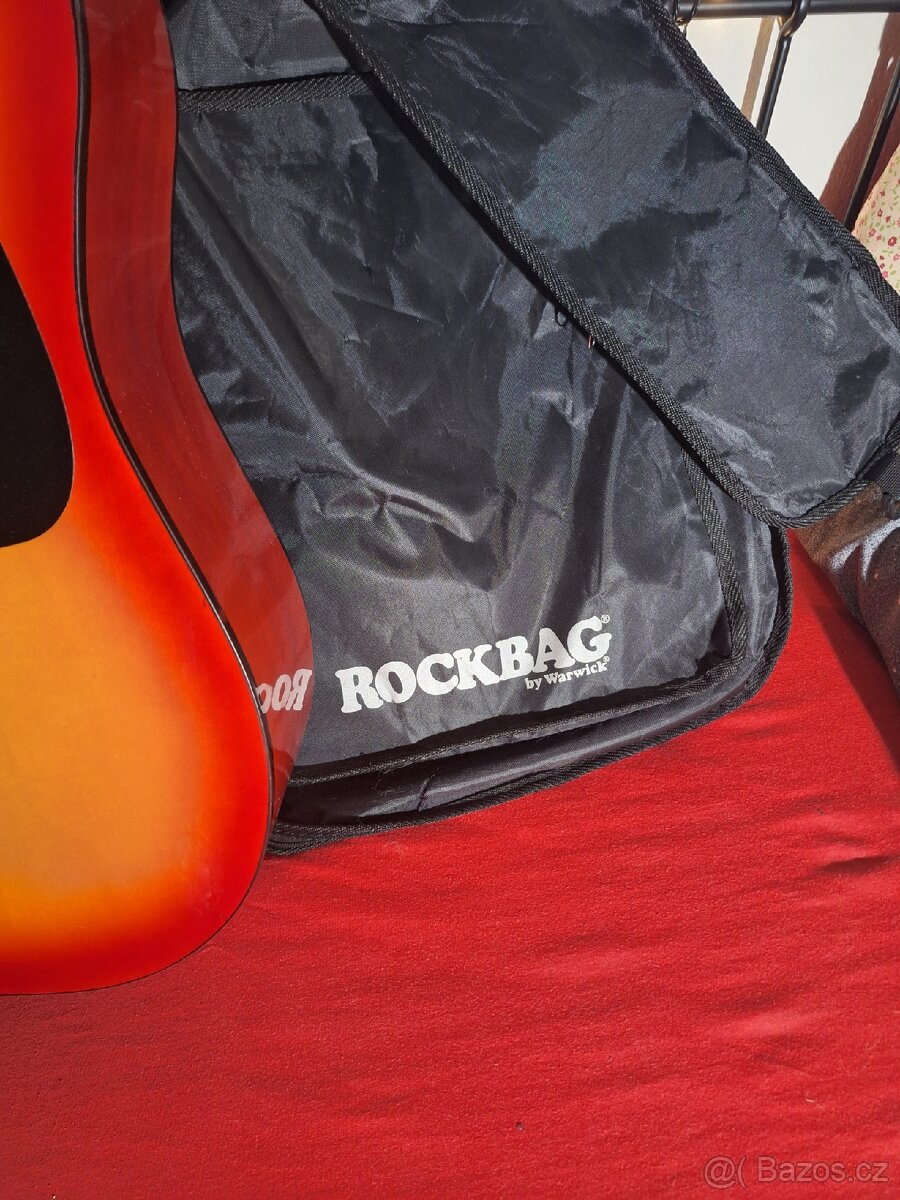 Kytara Stagg + obal - 4