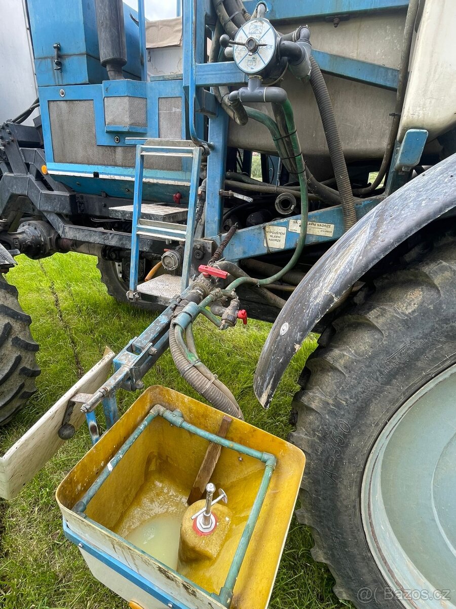 Samochodný postřikovač Agrio samec - 4