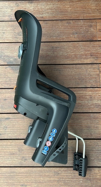 Prodám cyklosedačku Thule RideAlong Dark Grey. - 4