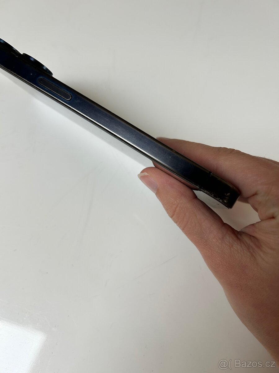 iPhone 15 pro 128 GB - 4