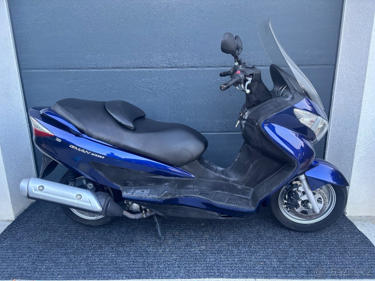 Suzuki Burgman 200 - 4