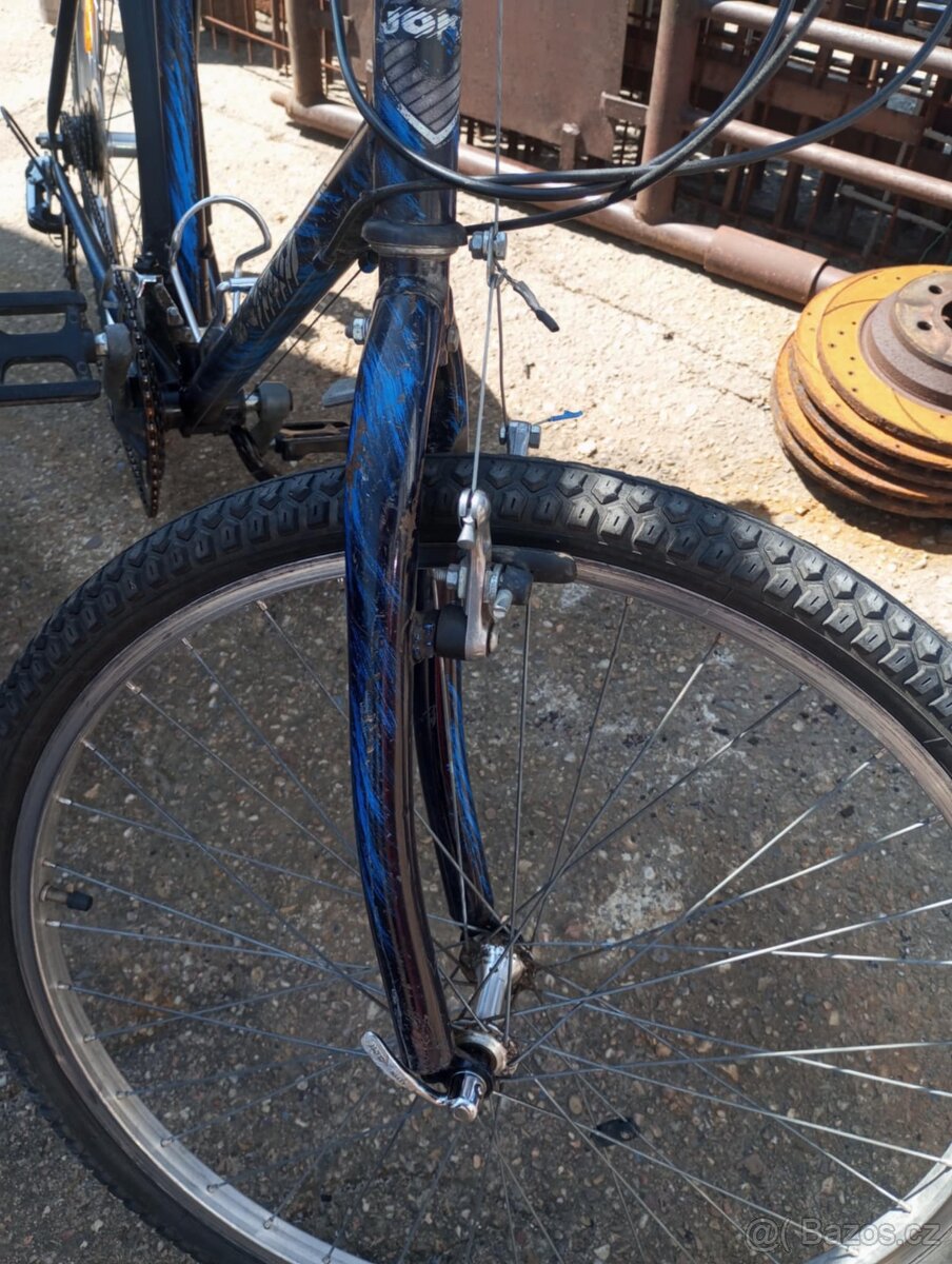 Prodám dvě středně velká kola - 4