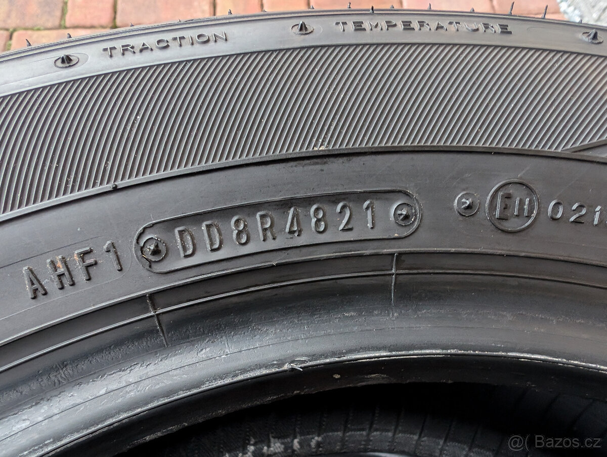 Pneu letní 215/60 R16 - 4