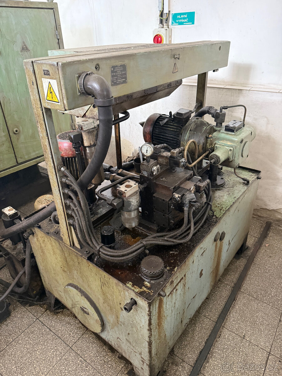 rovinná bruska 3L722 B - 4