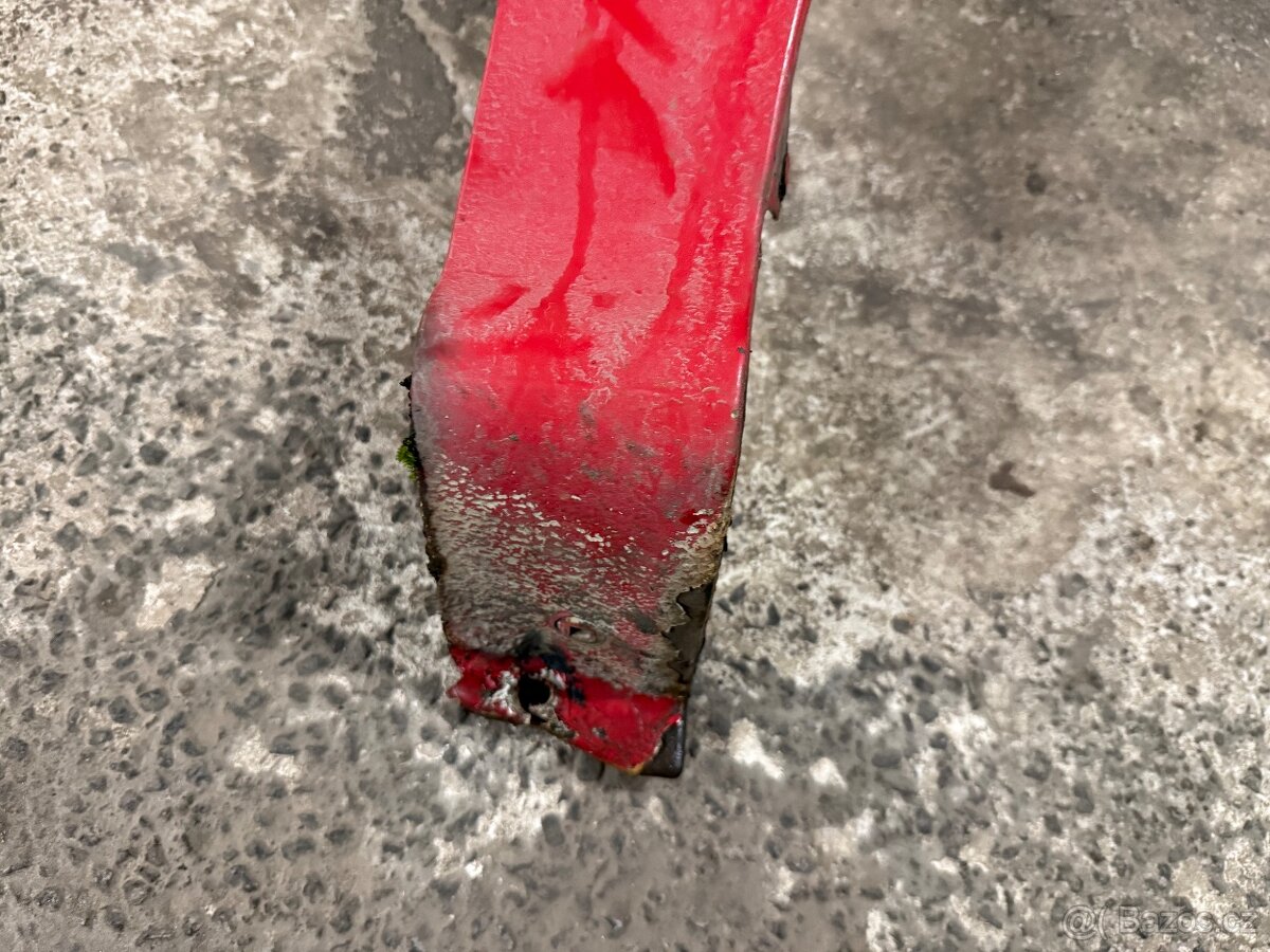 Blatníky Škoda Octavia 1 - 4