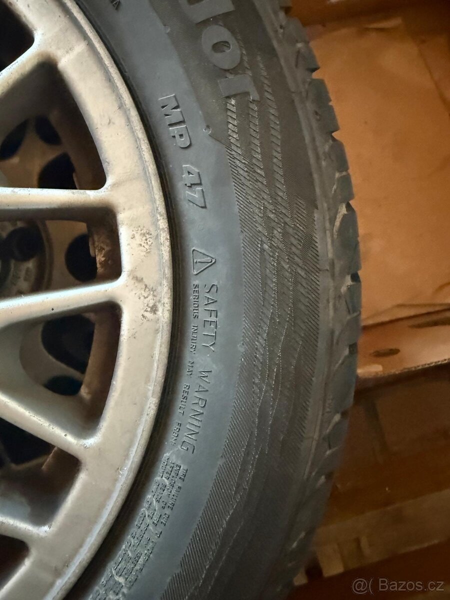 4x kolo s letní pneu Matador 195/60/R15/H - 4