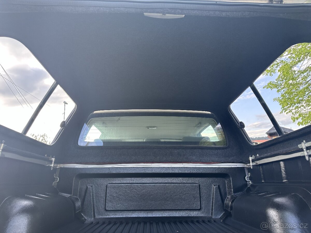 TOYOTA HILUX - HARDTOP - 4