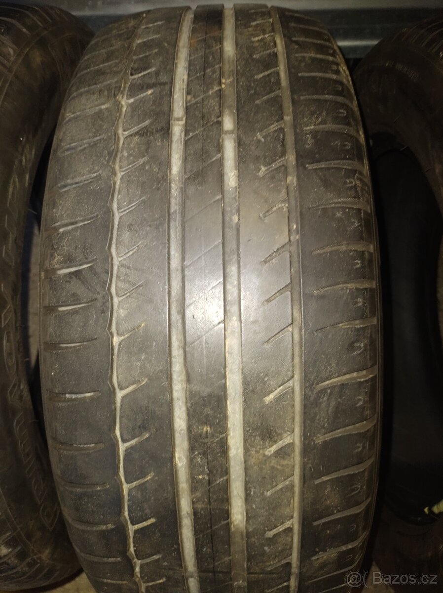Michelin 215/55R16 - 4