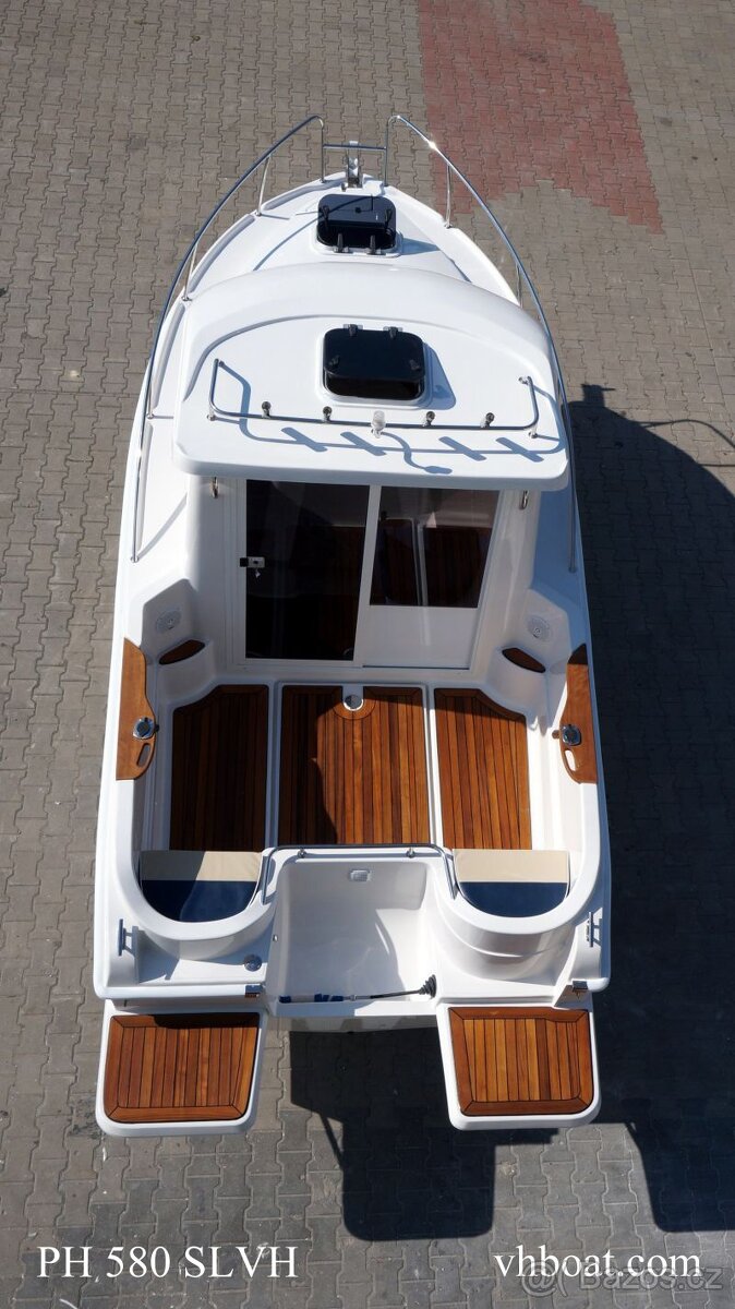 Motorový kajutový čln, loď PH 580 - 4