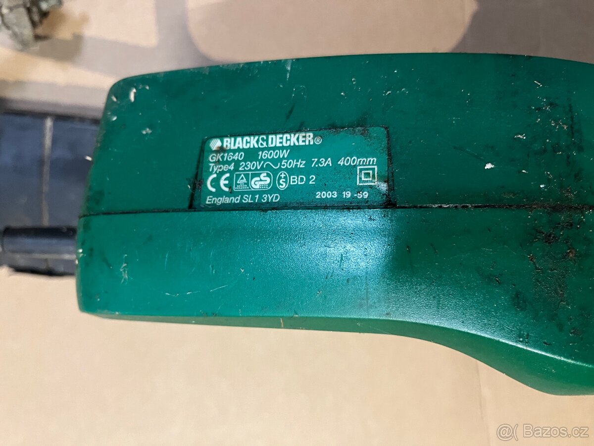 Elektricka retezova pila Black Decker - 4