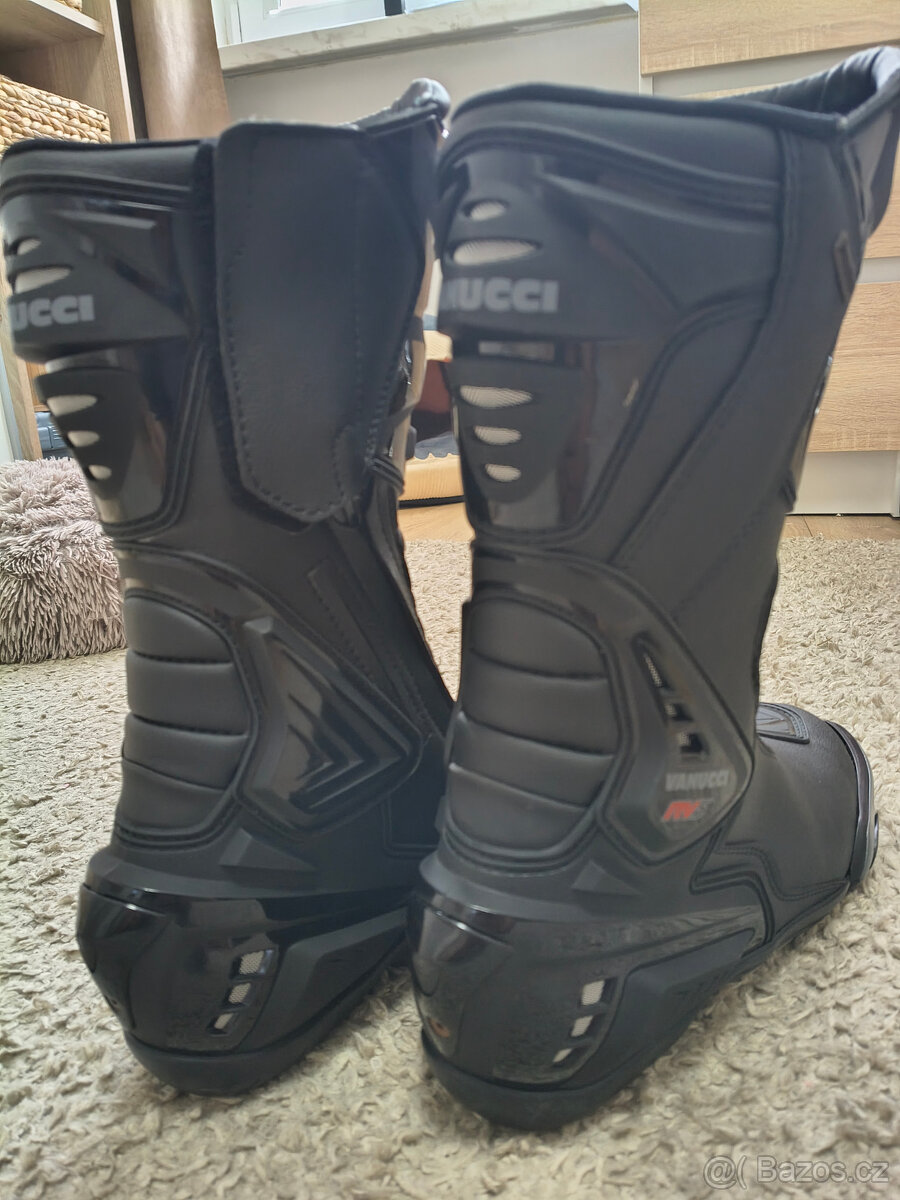 Vanucci RV5 vel. 42 - 4