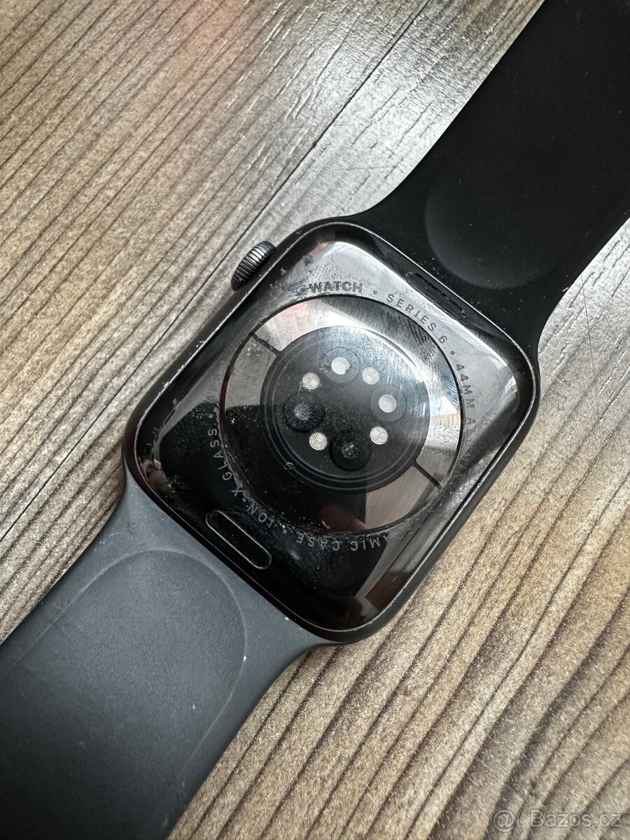 Apple watch series 6 - 4