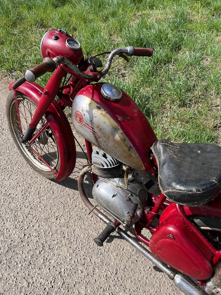 ČZ 150 C - 4