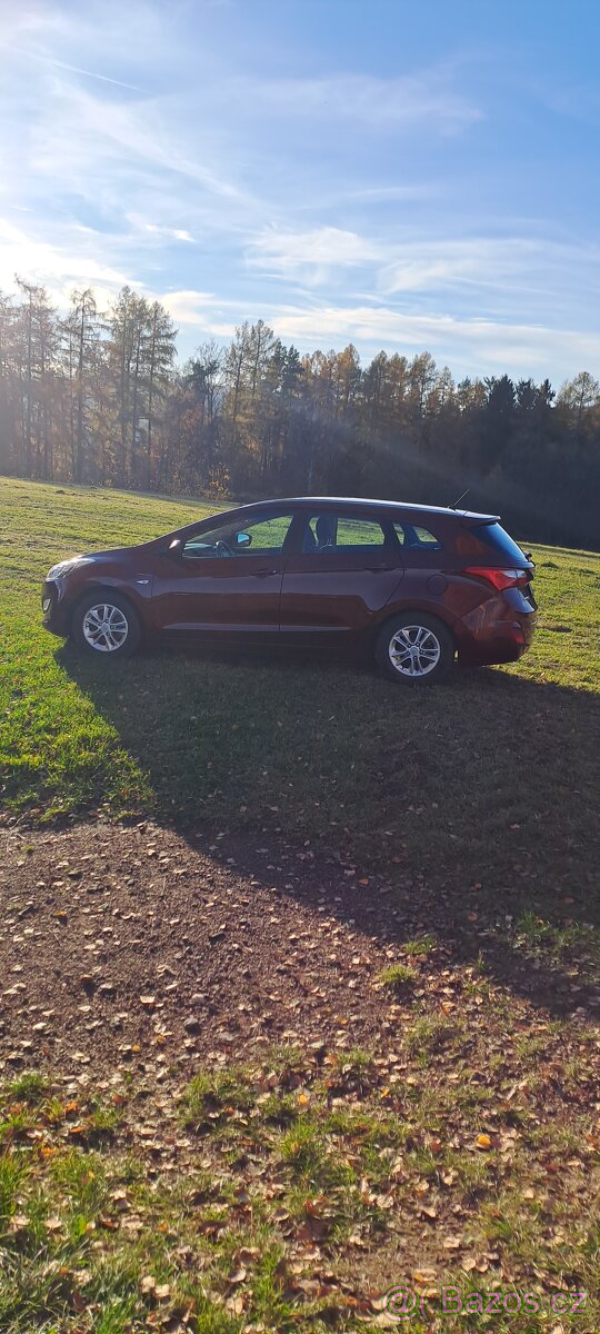 PRODÁM HYUNDAI I30 COMBI - 4