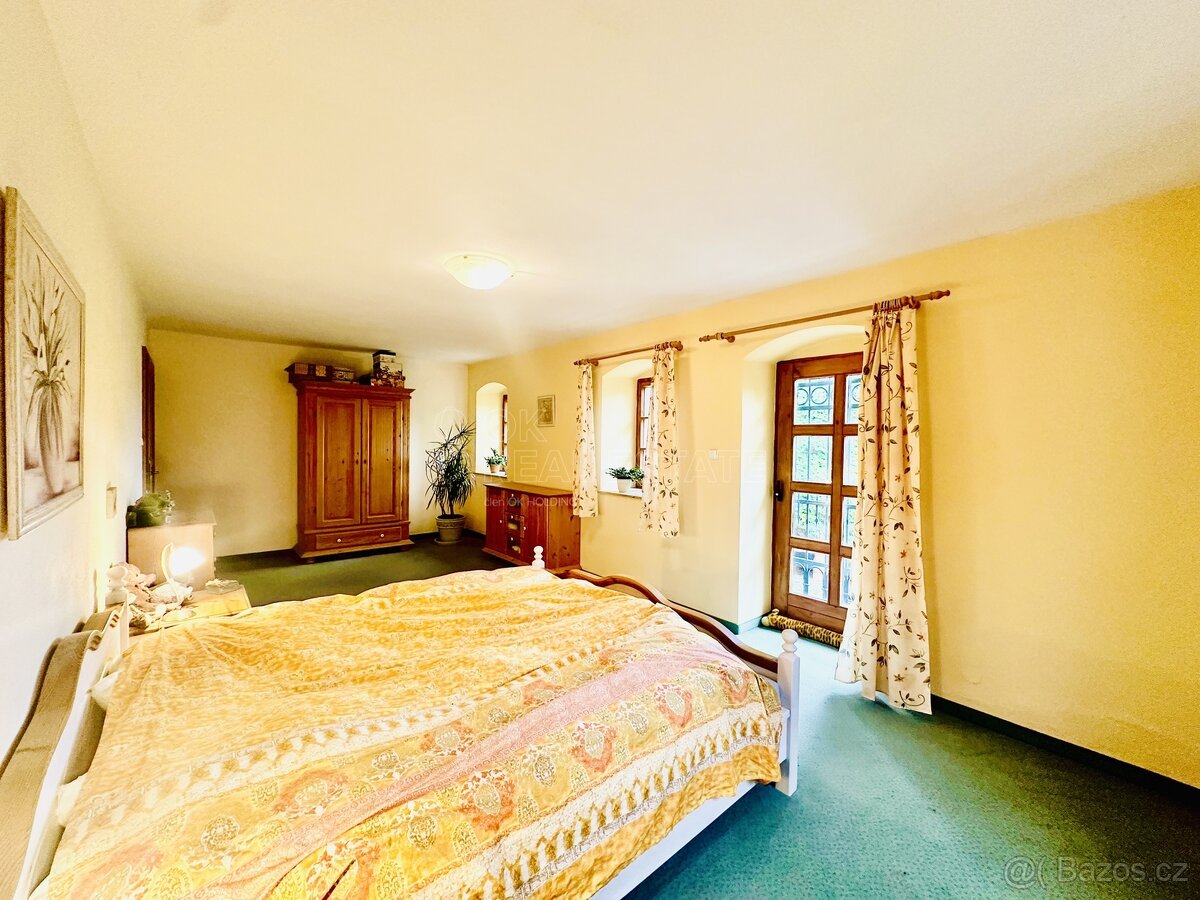 Prodej chalupy 252 m2, pozemek 1418 m2 - 4