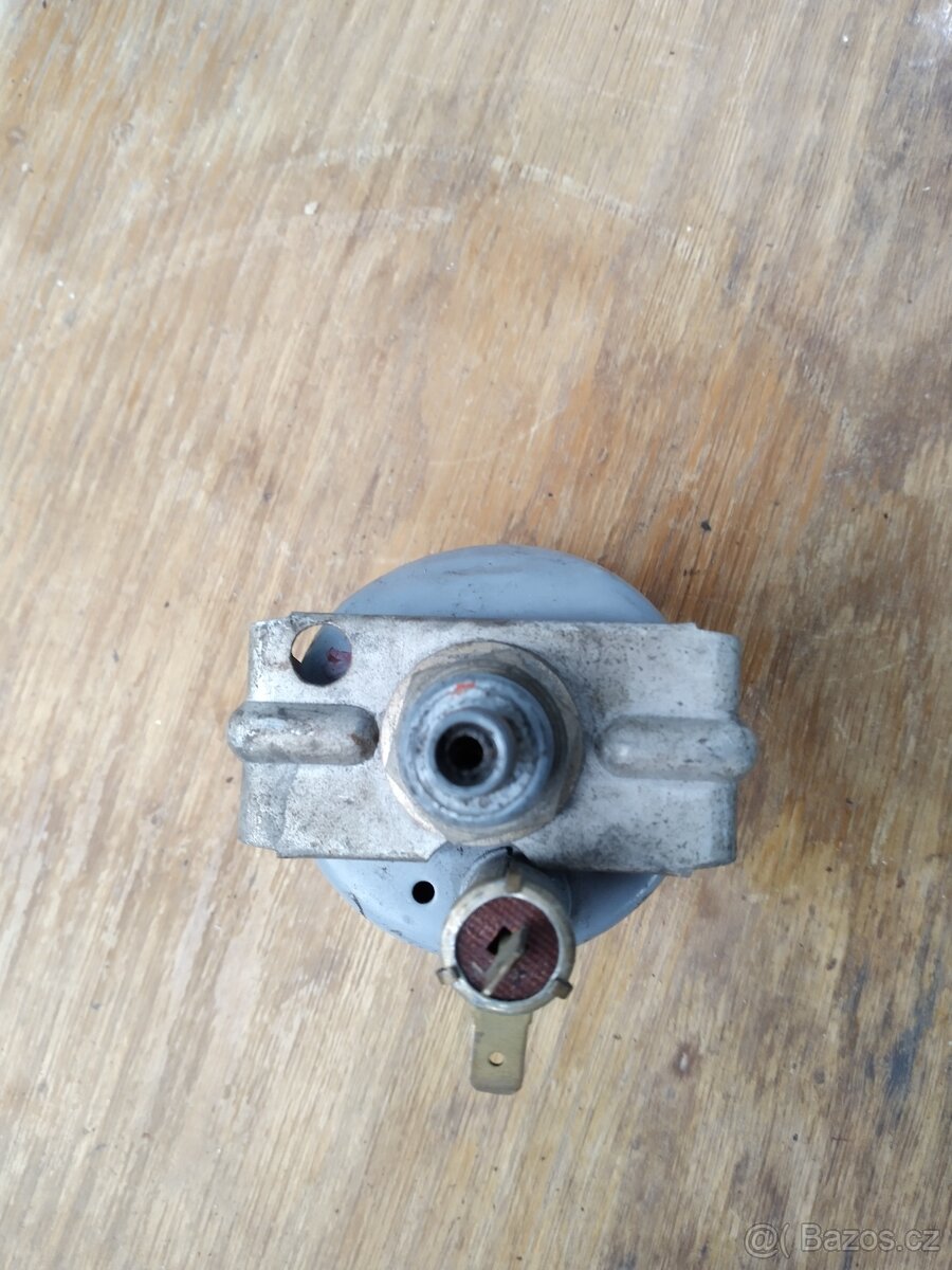 Tachometr California, Bizon, ČZ - 4