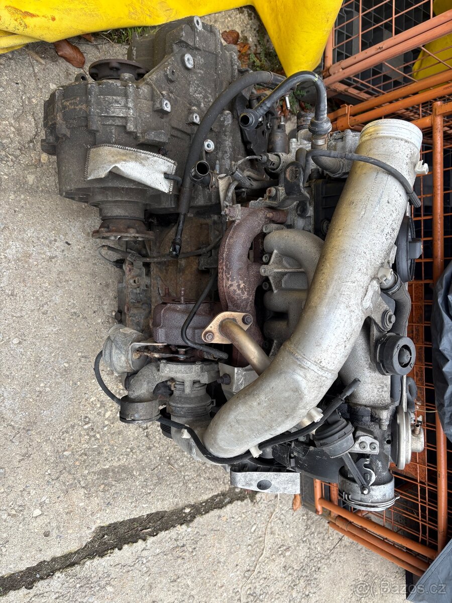 Kompletní motor 1.9 TDI 96KW ASZ - 4