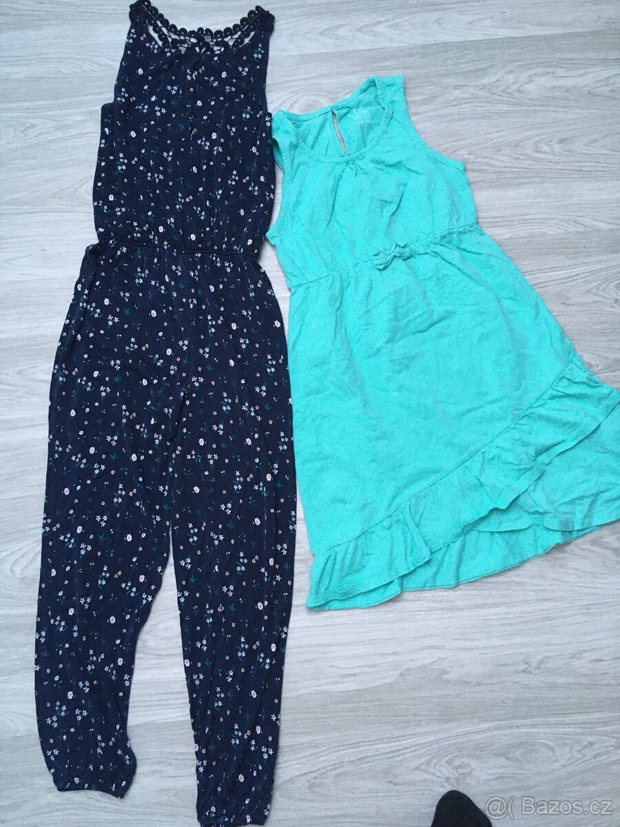 Balík dívčího oblečení vel. 128-140 - 4