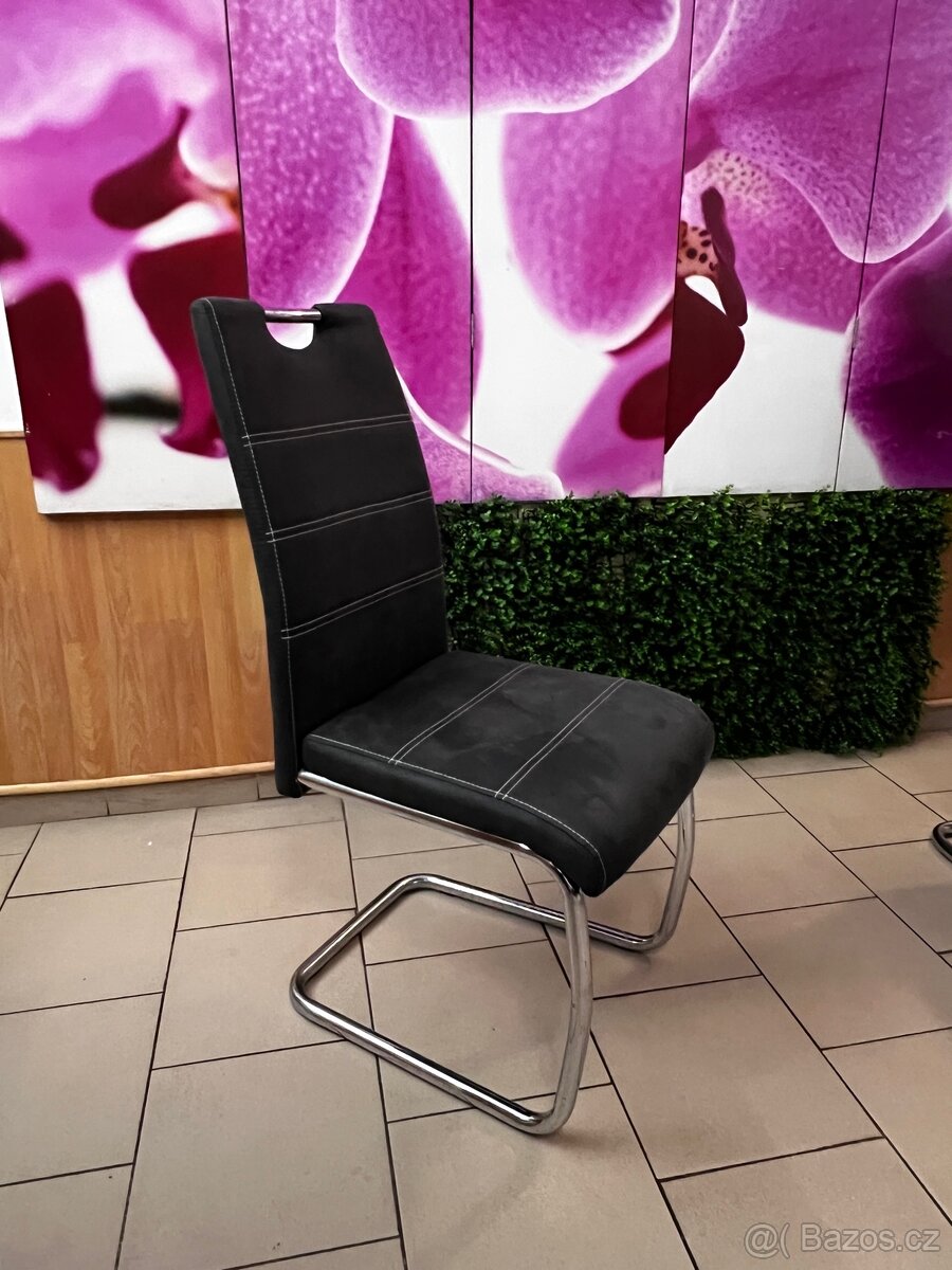 Kompletní Jídelní Set (Stůl + 4 Židle) - 4