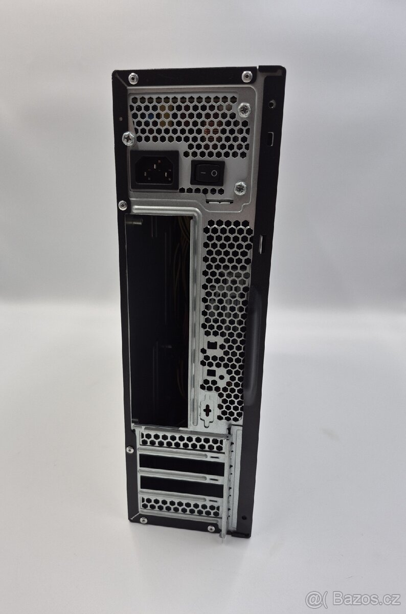 PC skříň + Zdroj 1x6+2 PCIe TOP STAV - 4