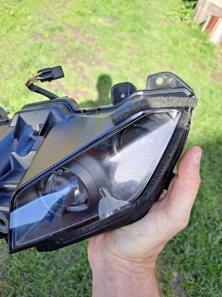 Světlo Yamaha MT-09 - 4