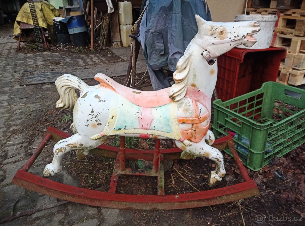 Nabízím houpacího koně a kačera - 4