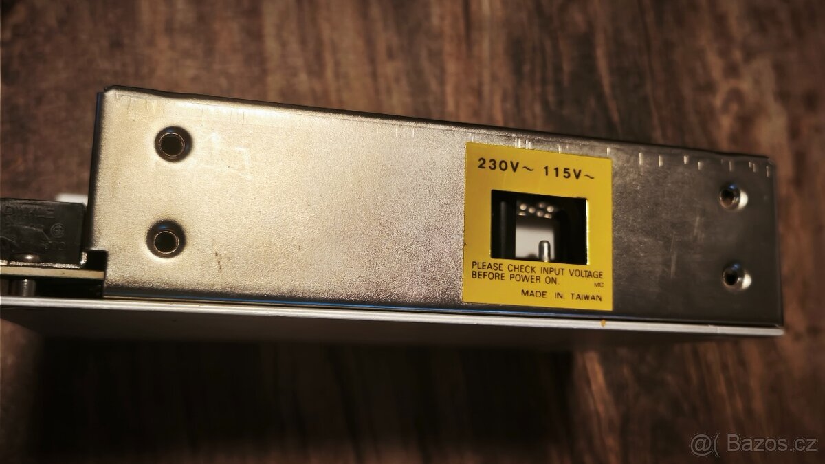 Napájecí zdroj. - 4