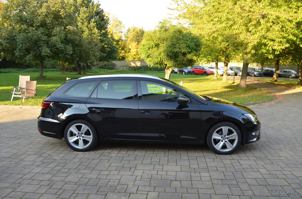 PRODÁM SEAT LEON 1.4TSI FR COMBI 2016 PANORAMA XEN,NAV - 4