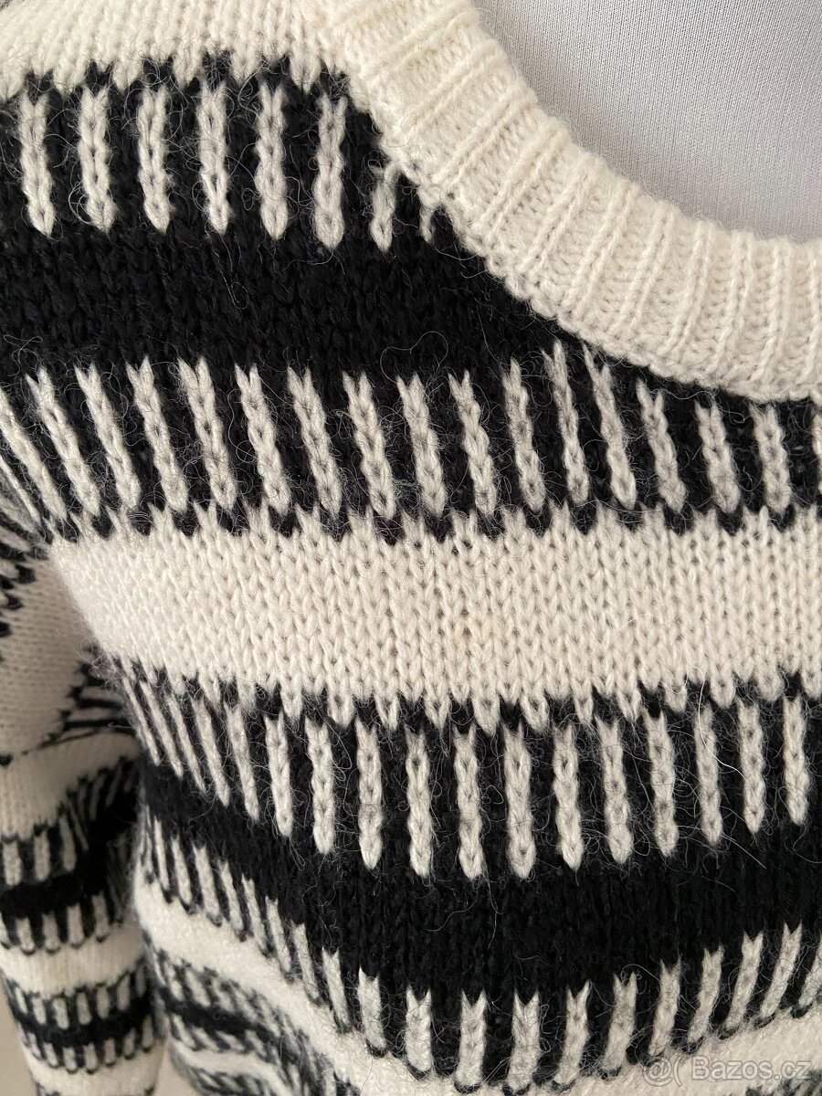Černo-bílý svetr Sinsay vel. L nový - 4