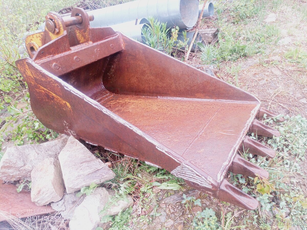 Menzi muck lžíce - 4