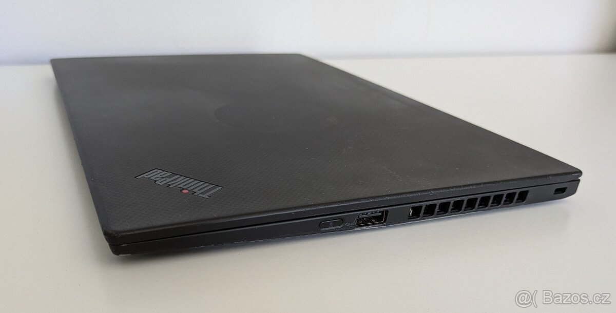 Lenovo ThinkPad X1 Carbon 7th Gen - 4