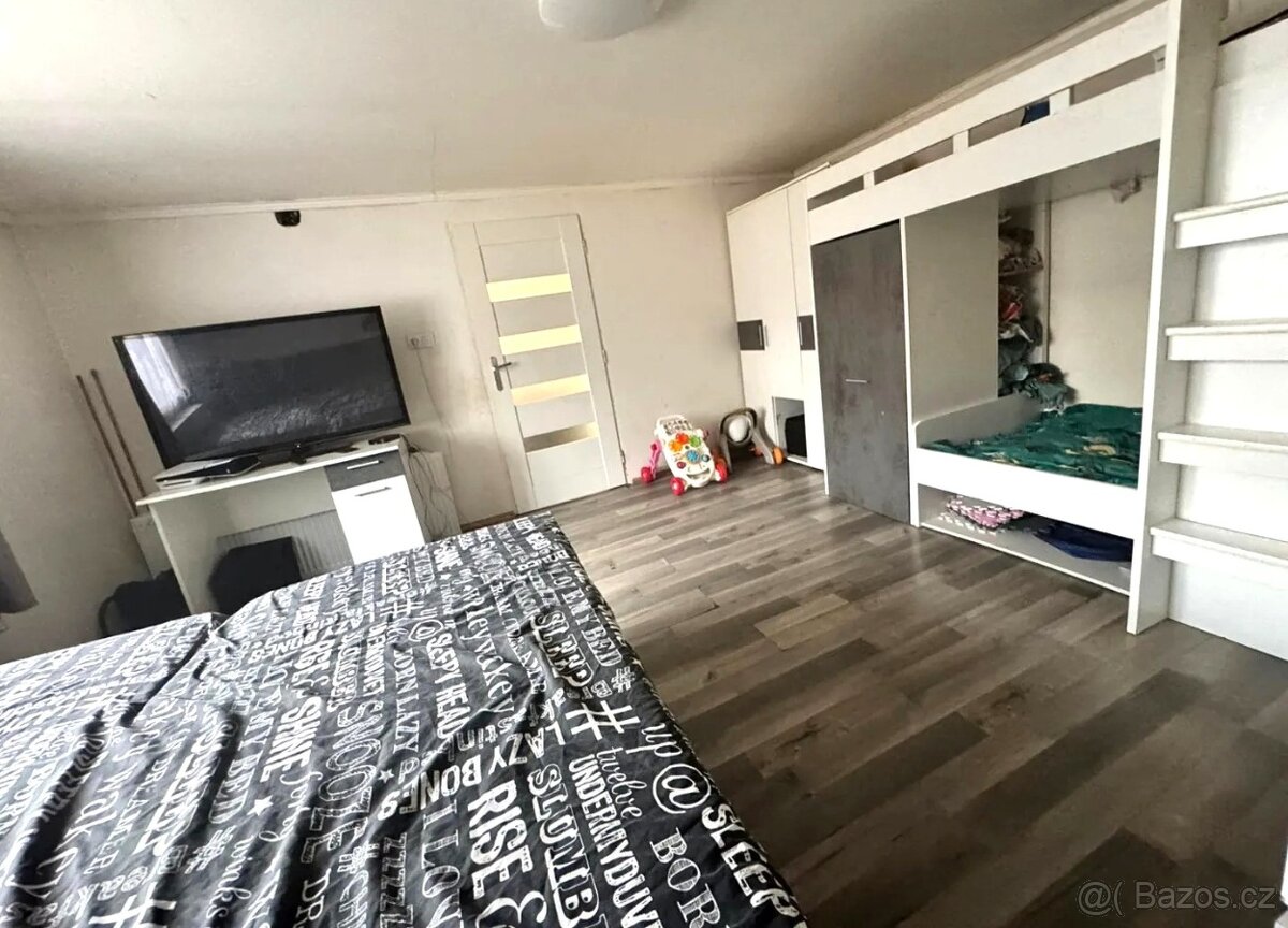 Prodej, rodinný dům 3+1, 466 m2, Božice, okr. Znojmo - 4