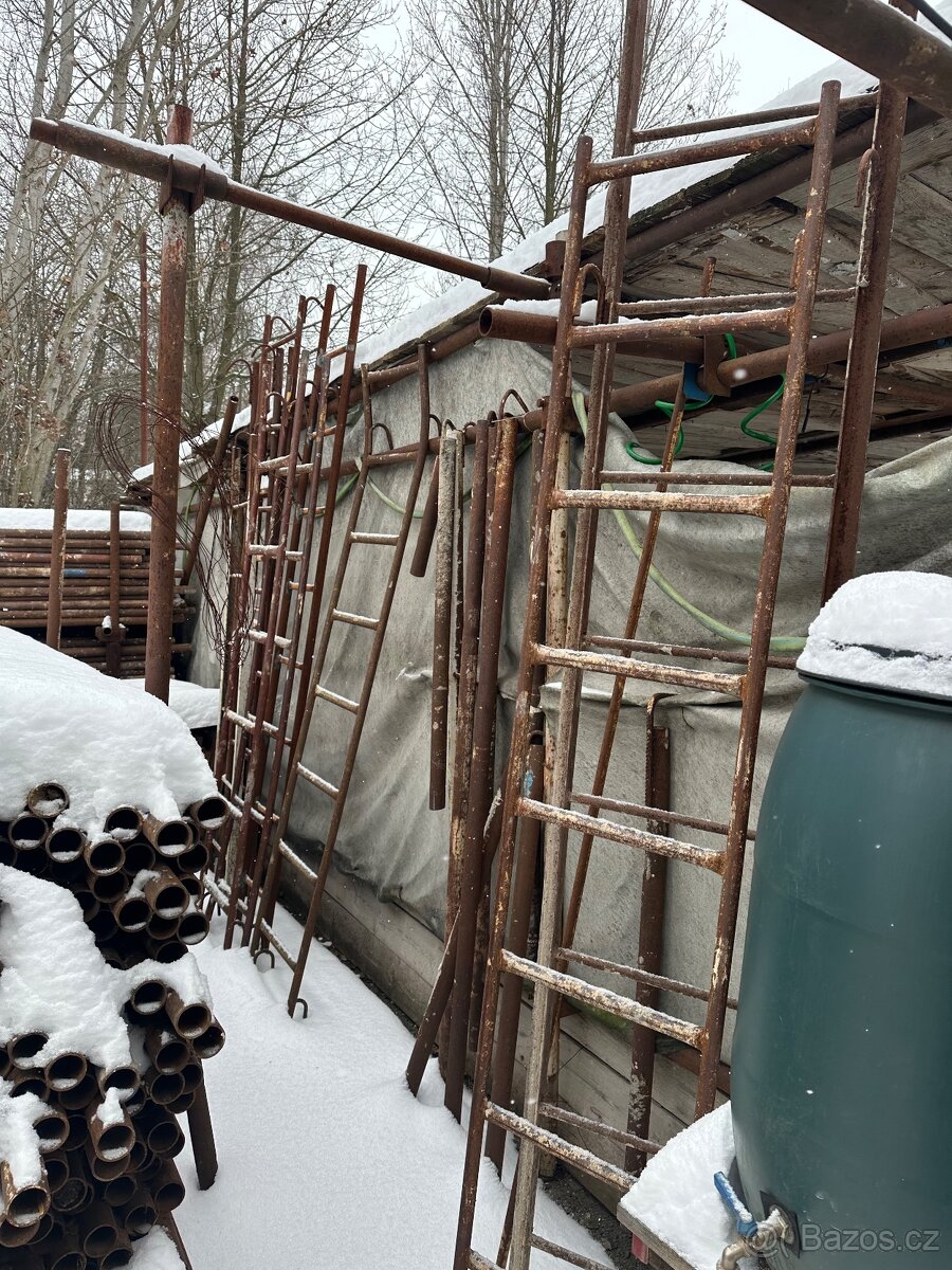 Prodám trubkové lešení - 4