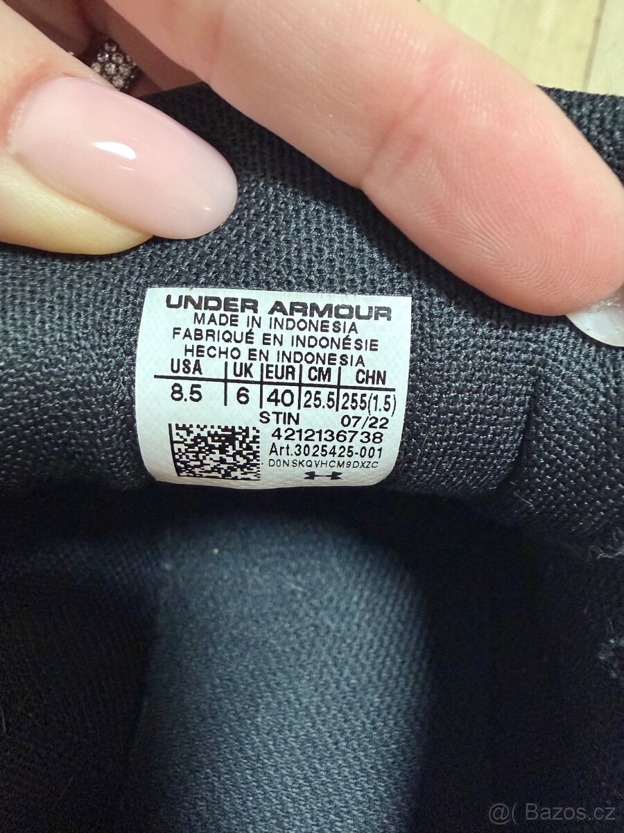 Boty under armour hovr Turbulence - 4