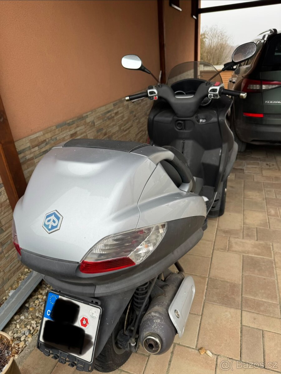 Piaggio mp3 125 - 4