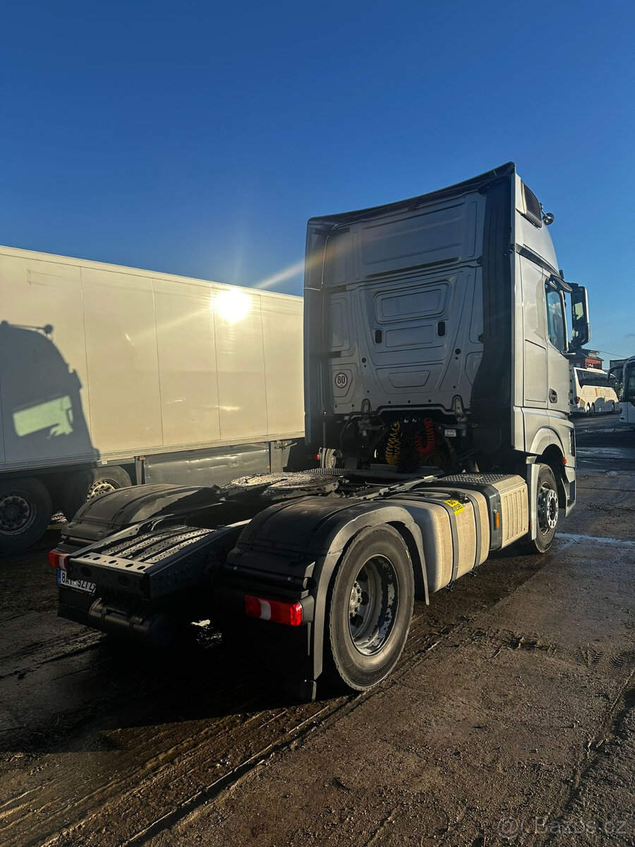 Tahač MB Actros - 4