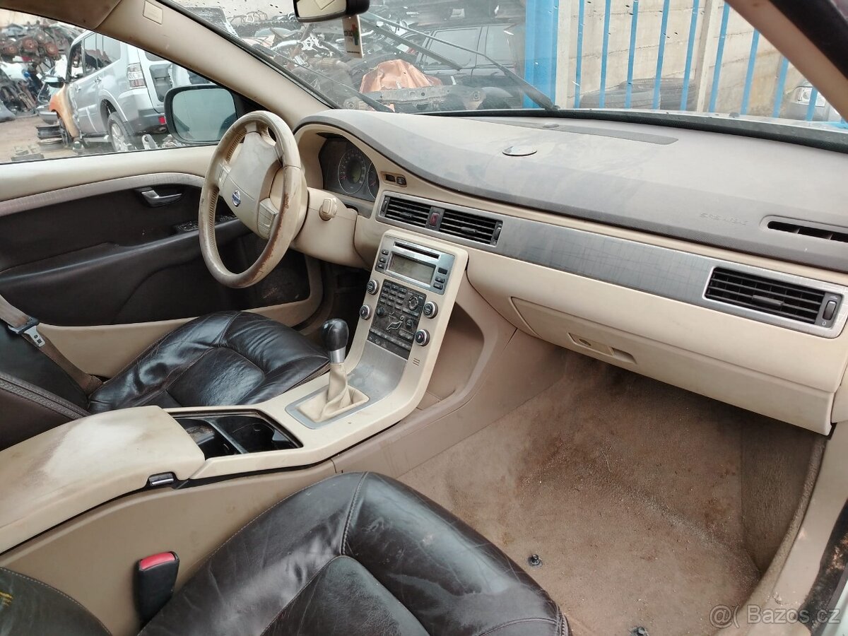 Volvo XC70,2.4D+ - 4
