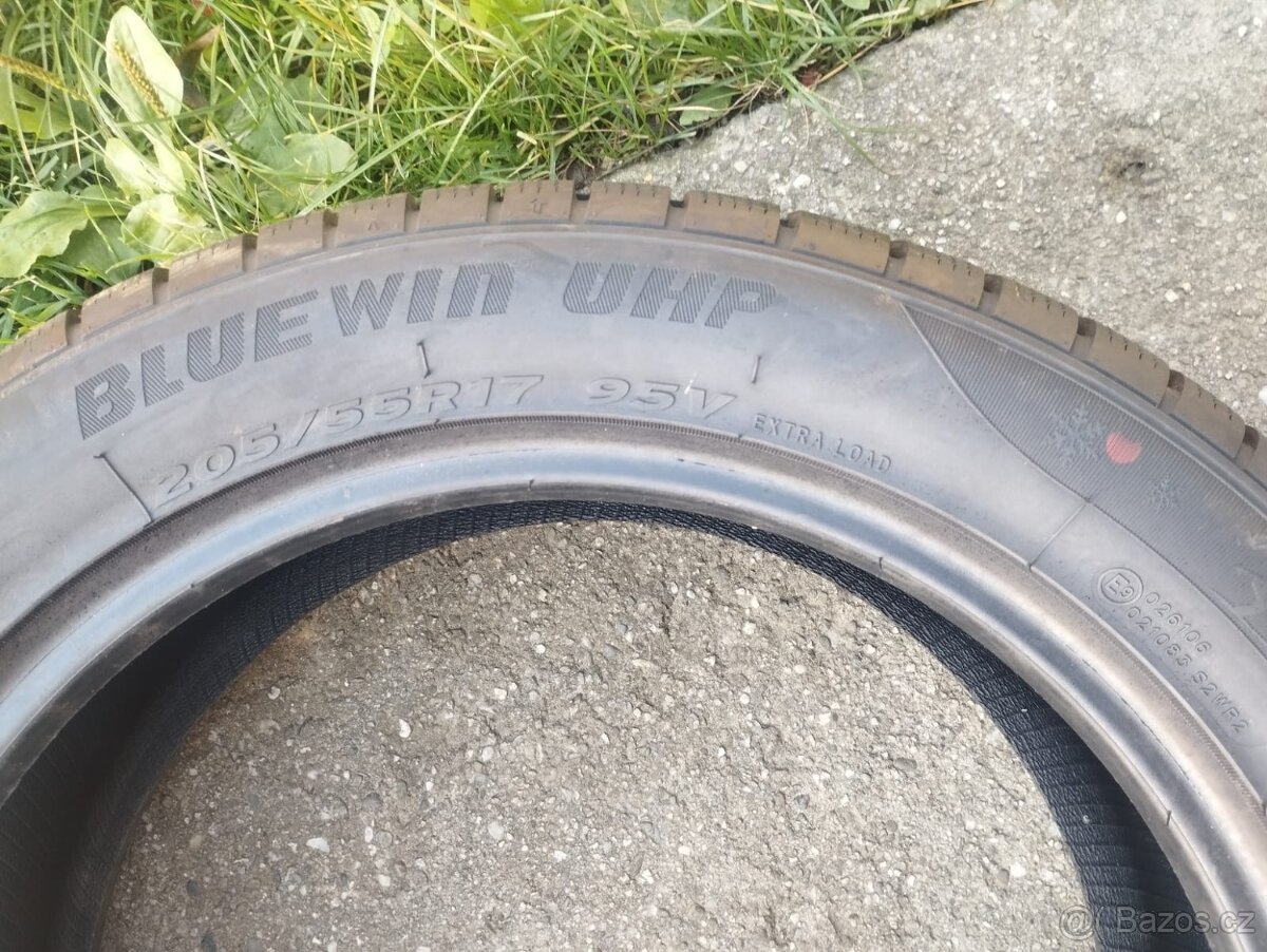 Superia Blue Win UHP 205/55 R17 95V XL - 4