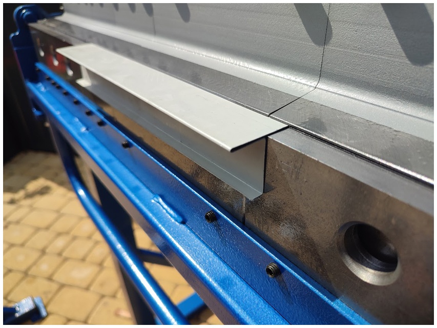 Ohýbačka plechu segmentova - 1250mm /0,8mm - 4