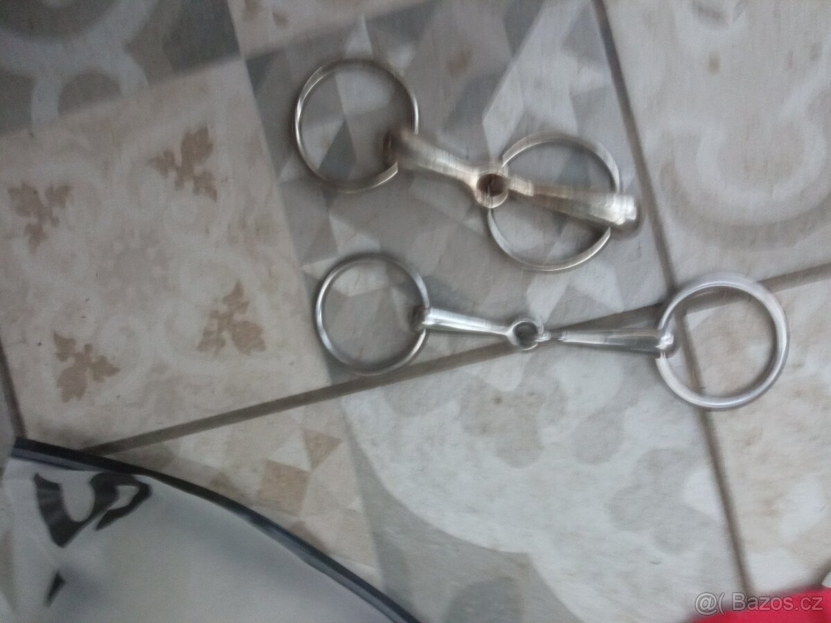 elektrický zdroj +různé - 4