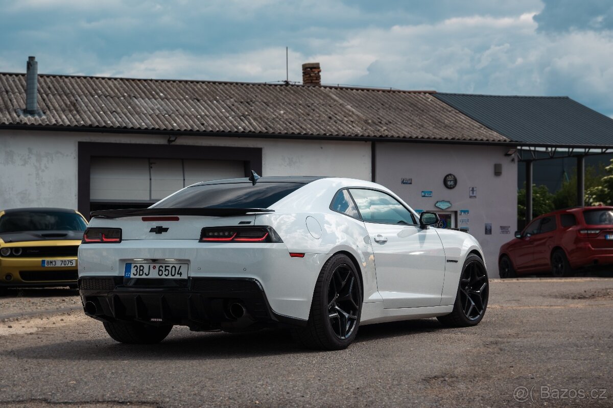 Prodej CHEVROLET CAMARO 2SS 6,2l V8 DPH - REZERVACE - 4