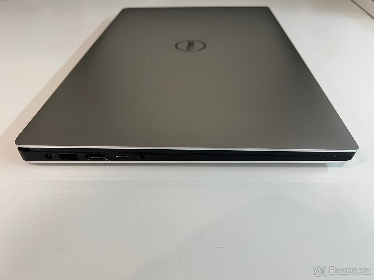 Dell XPS 15 9560 - 4