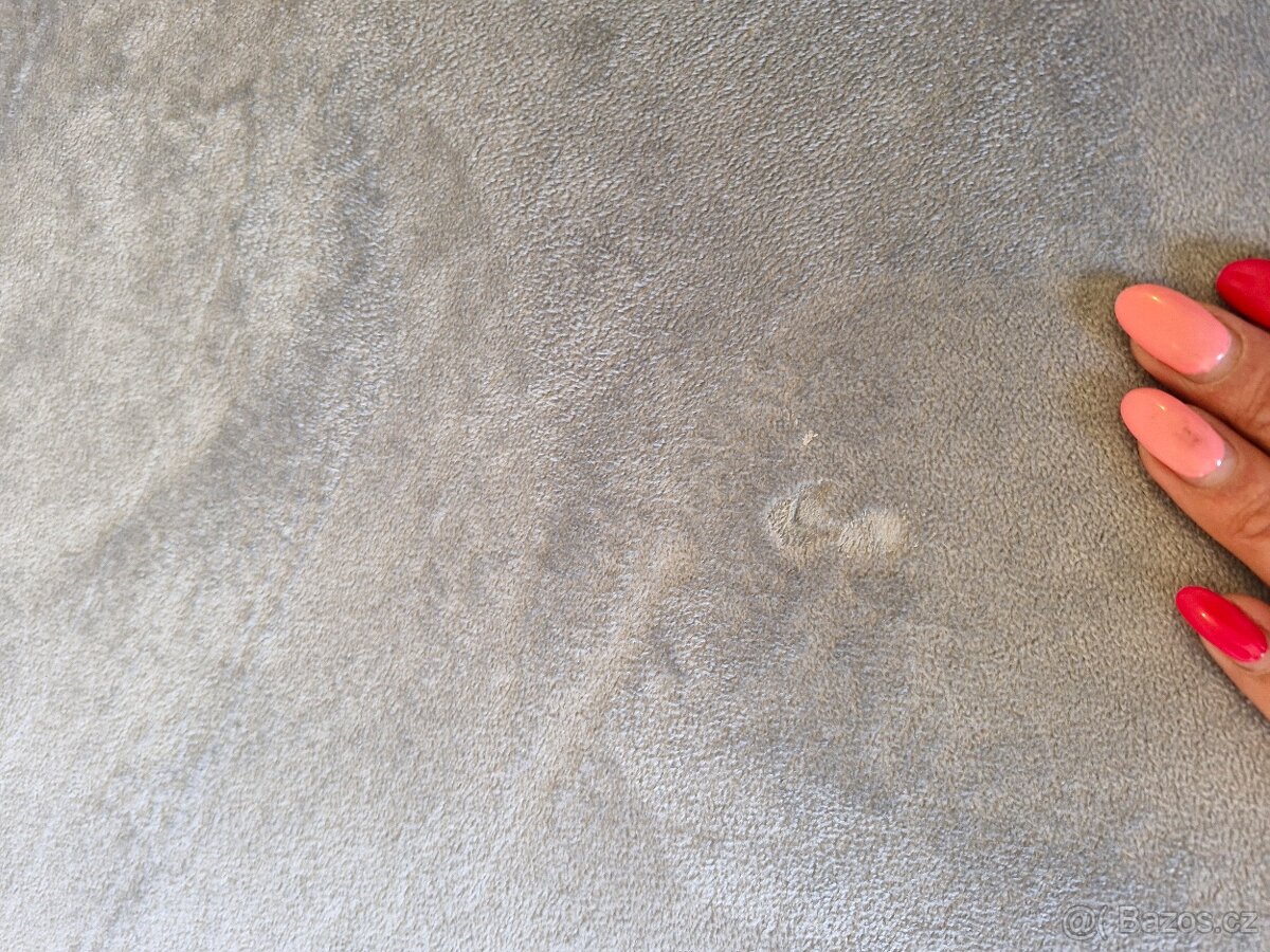 Rozkládací gauč - 4