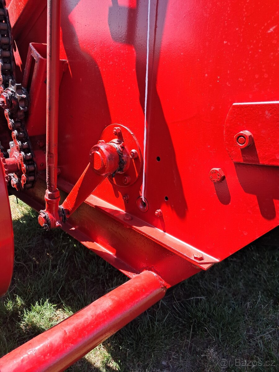 Prodám lis na malé balíky - 4